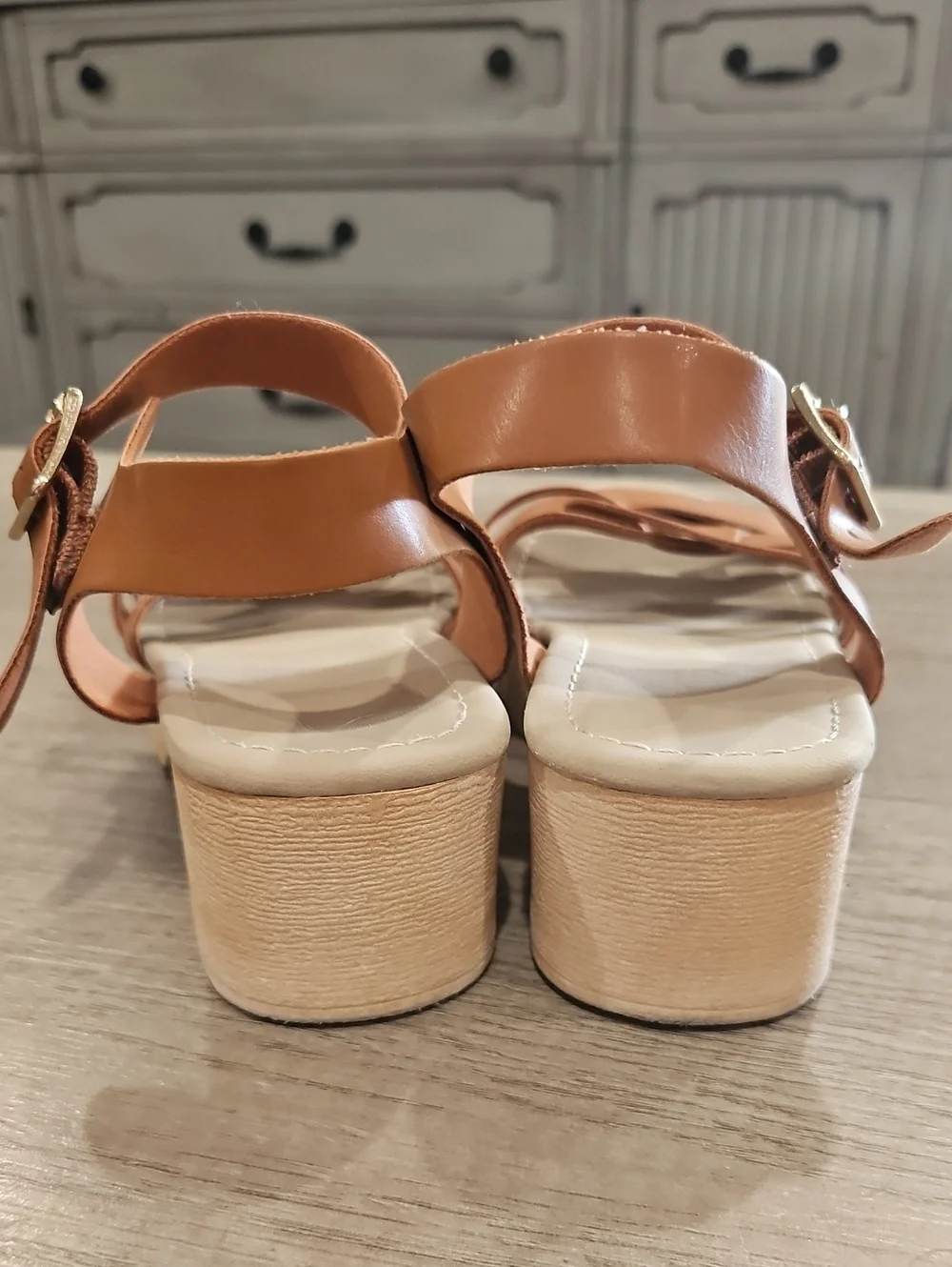 Women's Tan Leather Strappy Clog Sandals with Buckle